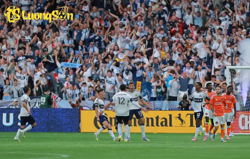 Thomas Muller bị từ chối bàn thắng (Ảnh: Trang chủ CLB).