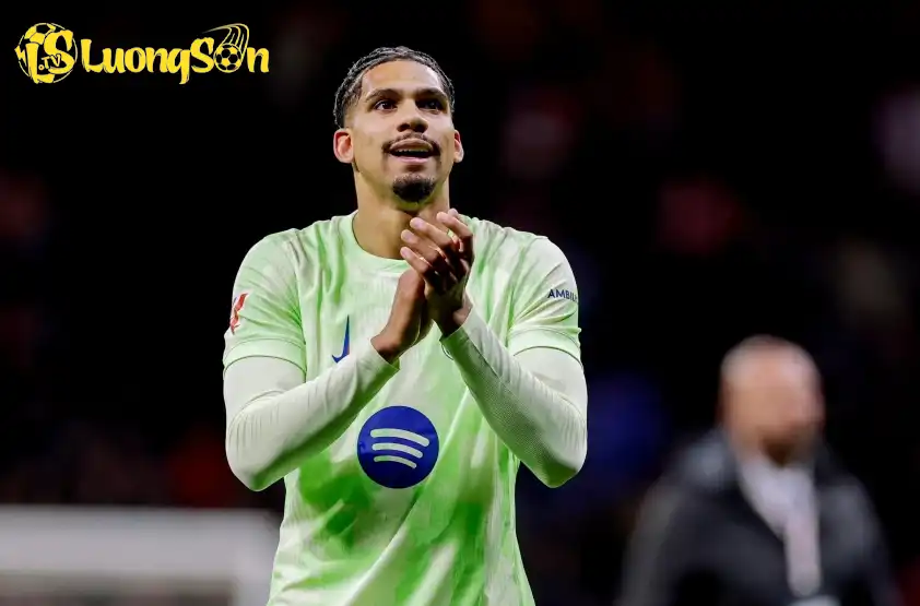 Barcelona sẽ cần Araujo và cả Pedri khỏe mạnh cho chiến dịch chinh phục Champions League năm nay. (Nguồn: Barca Universal) Barcelona sẽ cần Araujo và cả Pedri khỏe mạnh cho chiến dịch chinh phục Champions League năm nay. (Nguồn: Barca Universal)